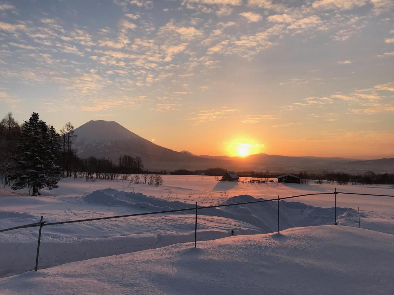 Niseko Guesthouse Nalu. Eksteriør billede